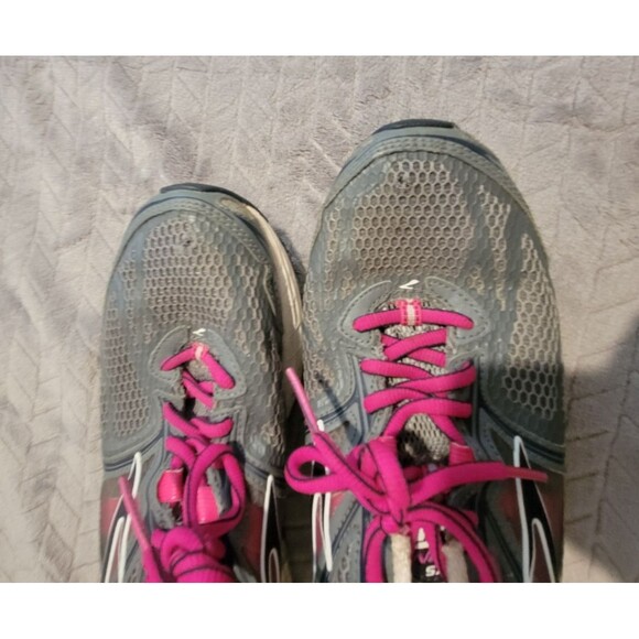 Brooks Womens Ravenna 5 1201491D672 Gray Running Shoes Sneakers Size 9 - Picture 5 of 10